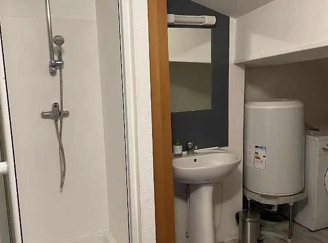 Apartment Grand Studio A Cote De La Gare *